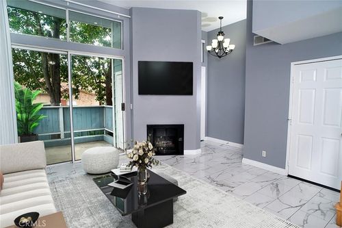 10350 Topanga Canyon Blvd, Chatsworth, CA, 91311 | Card Image