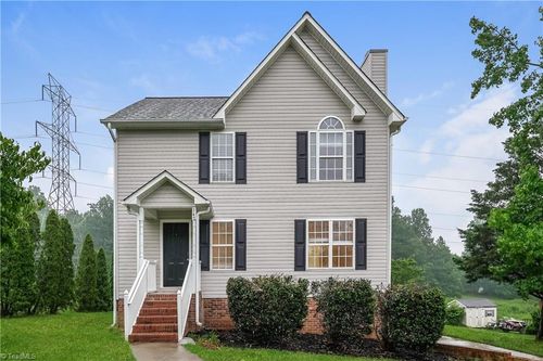 142 Tumbleweed Dr, Winston Salem, NC, 27127-9208 | Card Image