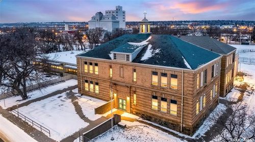 500 Coteau Street W, Moose Jaw, SK, S6H5E4 | Card Image