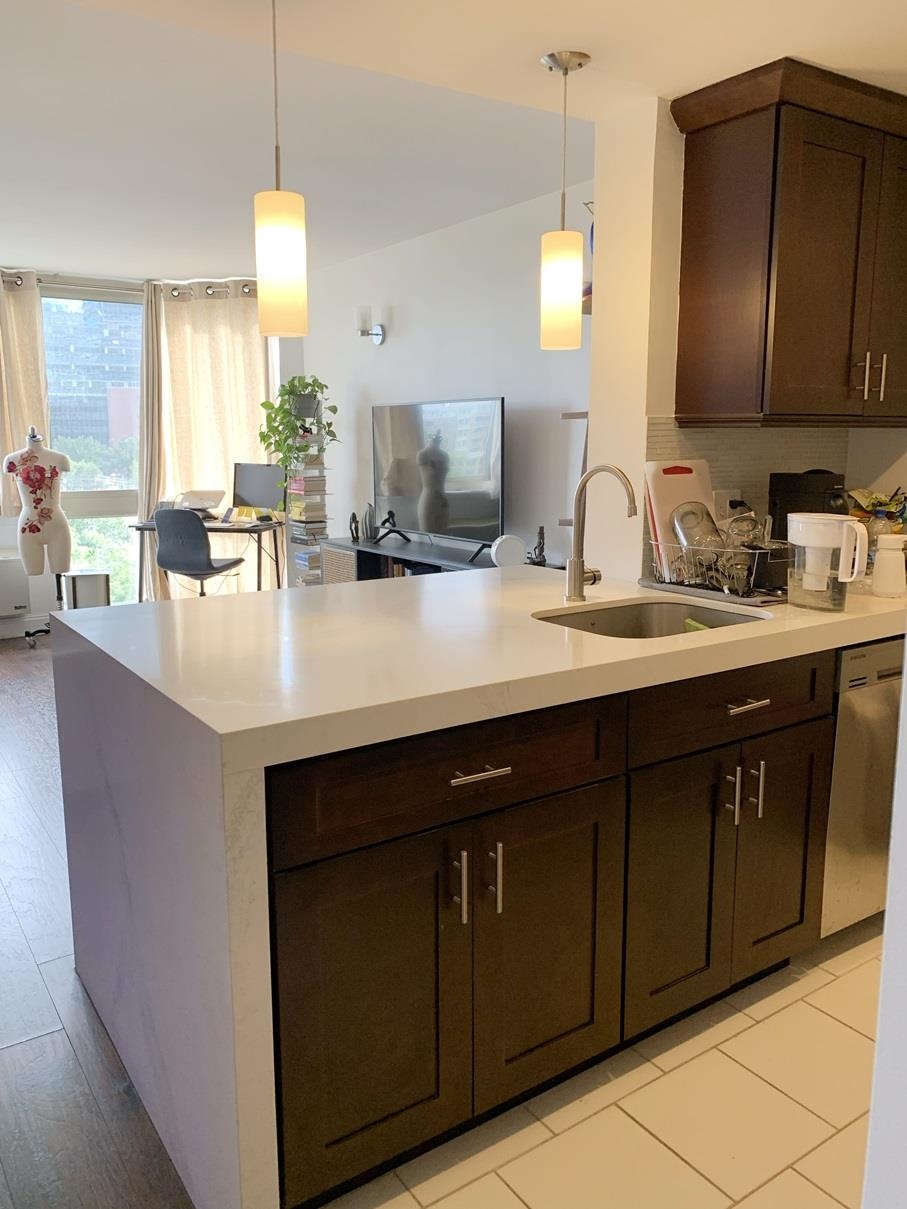 Residential Lease in JC, Downtown 5