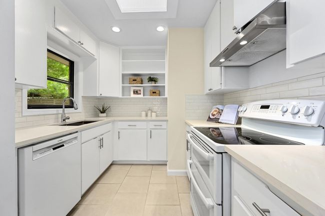 7313 Grover Ave, House other with 2 bedrooms, 1 bathrooms and 2 parking in Austin TX | Image 10