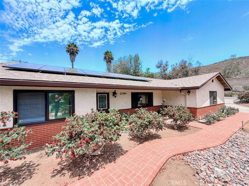 2094 Meadowlark Ranch Ln, San Marcos, CA, 92078-5160 | Card Image
