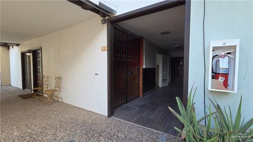42-1418 Beech Ave, Mcallen, TX, 78501-4672 | Card Image