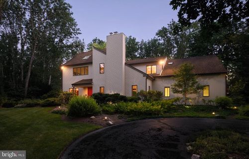 4029 Devonshire Dr, NEW HOPE, PA, 18938-5468 | Card Image