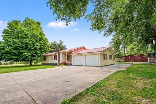 122 Dorris Rd, Portland, TN, 37148-4801 | Card Image