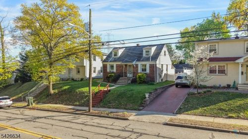 701 Centre St, Nutley, NJ, 07110-2042 | Card Image