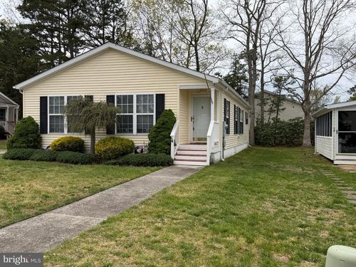 4 Birch Ct, Mays Landing, NJ, 08330-8944 | Card Image