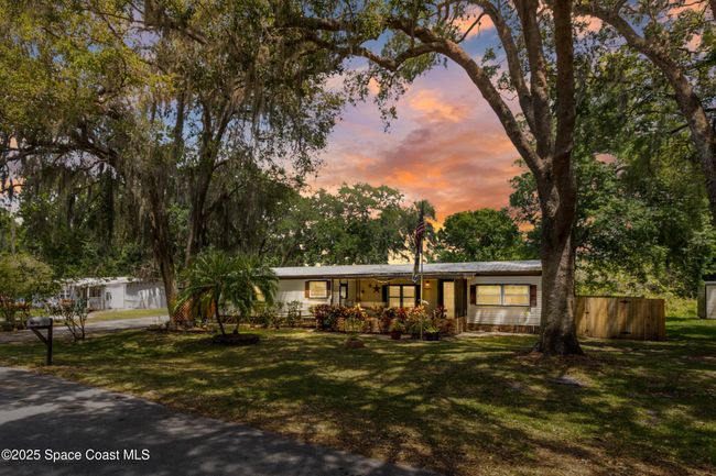 3475 Tracy Ct, House other with 3 bedrooms, 2 bathrooms and null parking in Mims FL | Image 9
