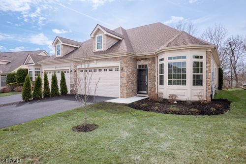 605 Edward St, Phillipsburg, NJ, 08865-1989 | Card Image