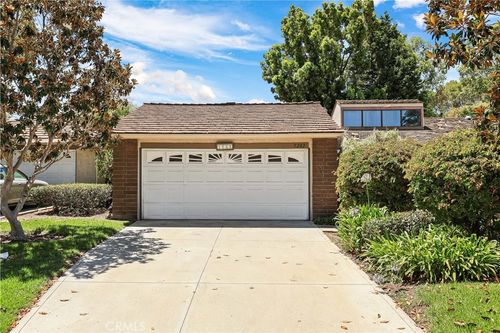 5282 Thorn Tree Ln, Irvine, CA, 92612-2346 | Card Image