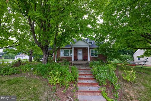 337 Stevens Ave, BERNVILLE, PA, 19506-9610 | Card Image