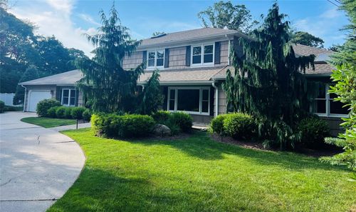 5 Frederick Dr, Shoreham, NY, 11786-1522 | Card Image