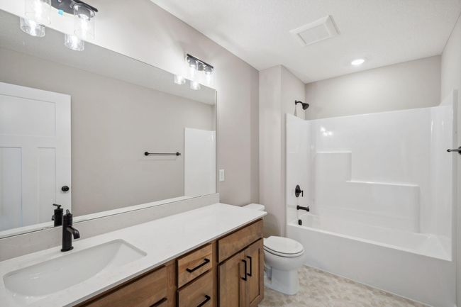 [L120-Z038]Bathroom.1.jpg | Image 37