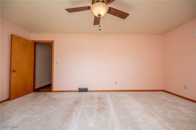 573 Grandview Ave, House other with 3 bedrooms, 2 bathrooms and null parking in East Palestine OH | Image 25