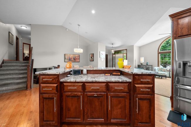 4400 E Aster Cir, House other with 5 bedrooms, 4 bathrooms and null parking in Sioux Falls SD | Image 10
