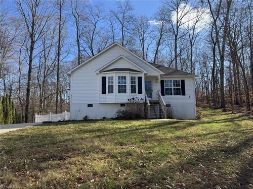 124 Conifer Court, King, NC, 27021 | Card Image