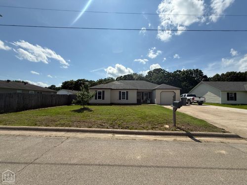 608 Marion St, Paragould, AR, 72450-3790 | Card Image