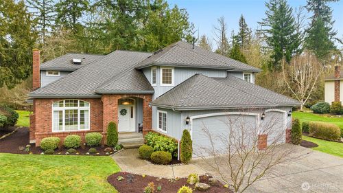 7416 245th Way Ne, Redmond, WA, 98053-8687 | Card Image