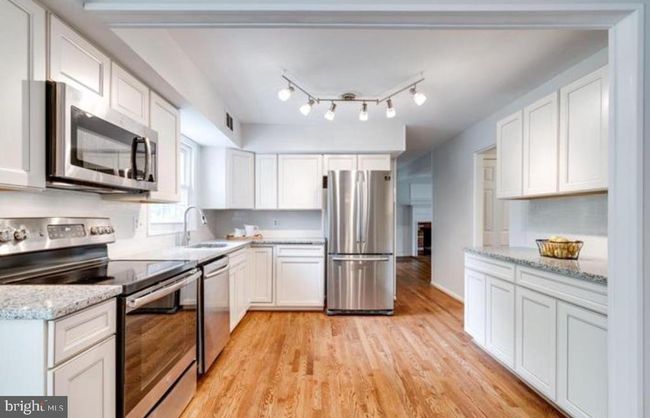 15812 Lazy Day Ln, House other with 4 bedrooms, 3 bathrooms and null parking in DUMFRIES VA | Image 8