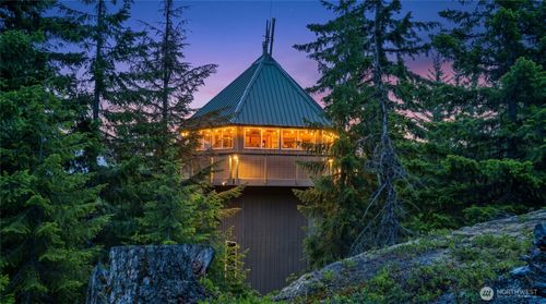861 Via Kachess Rd, Easton, WA, 98925 | Card Image