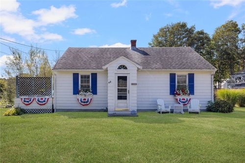 481 Old Town Rd, Block Island, RI, 02807-7848 | Card Image