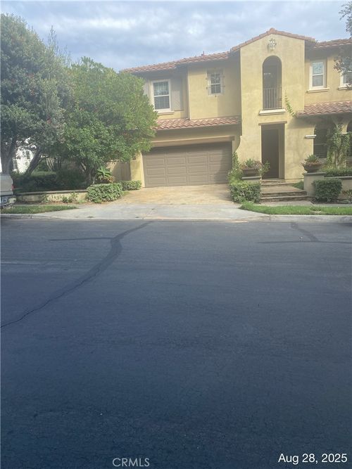 18 Via Armilla, San Clemente, CA, 92673 | Card Image