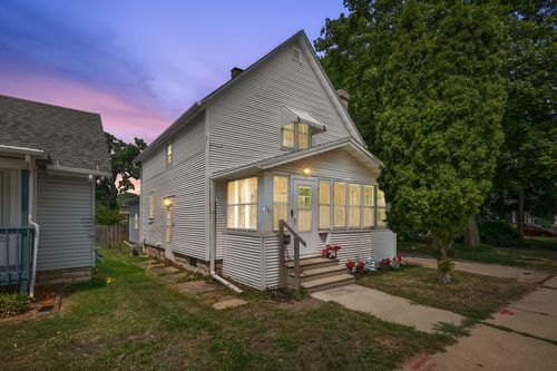 351 Grove St, Fond Du Lac, WI, 54935-4874 | Card Image