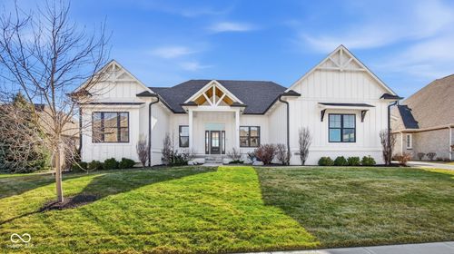 10405 Golden Bear Way, Noblesville, IN, 46060-4458 | Card Image