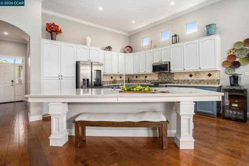 451 Tayberry Ln, Brentwood, CA, 94513 | Card Image