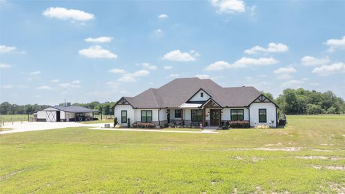 9163 N Fm 46, Franklin, TX, 77856-6418 | Card Image