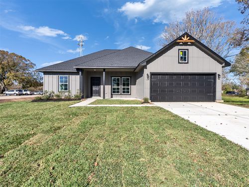 101 Chestnut St, Brazoria, TX, 77422 | Card Image
