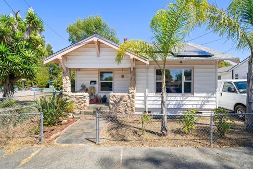 136 12th Street, Vallejo, CA, 94590 | Card Image