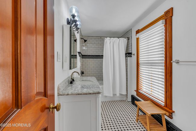 44 Irving Pl, House other with 4 bedrooms, 3 bathrooms and null parking in Red Bank NJ | Image 42
