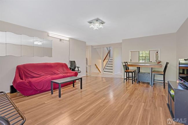 1308 Woodbridge Commons Way, Townhouse with 3 bedrooms, 2 bathrooms and null parking in Iselin NJ | Image 4