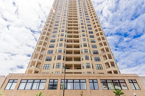 503-1464 Michigan Ave, Chicago, IL, 60605-3651 | Card Image