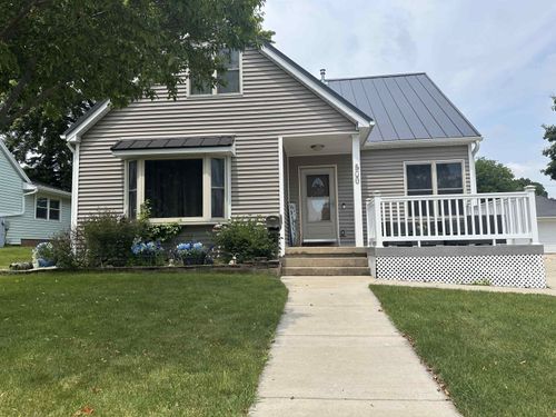 500 Kelly St, Sun Prairie, WI, 53590-2828 | Card Image