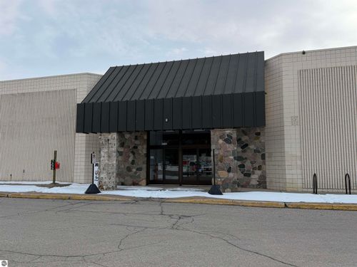 a-1212 W South Airport Rd, Traverse City, MI, 49686-4759 | Card Image