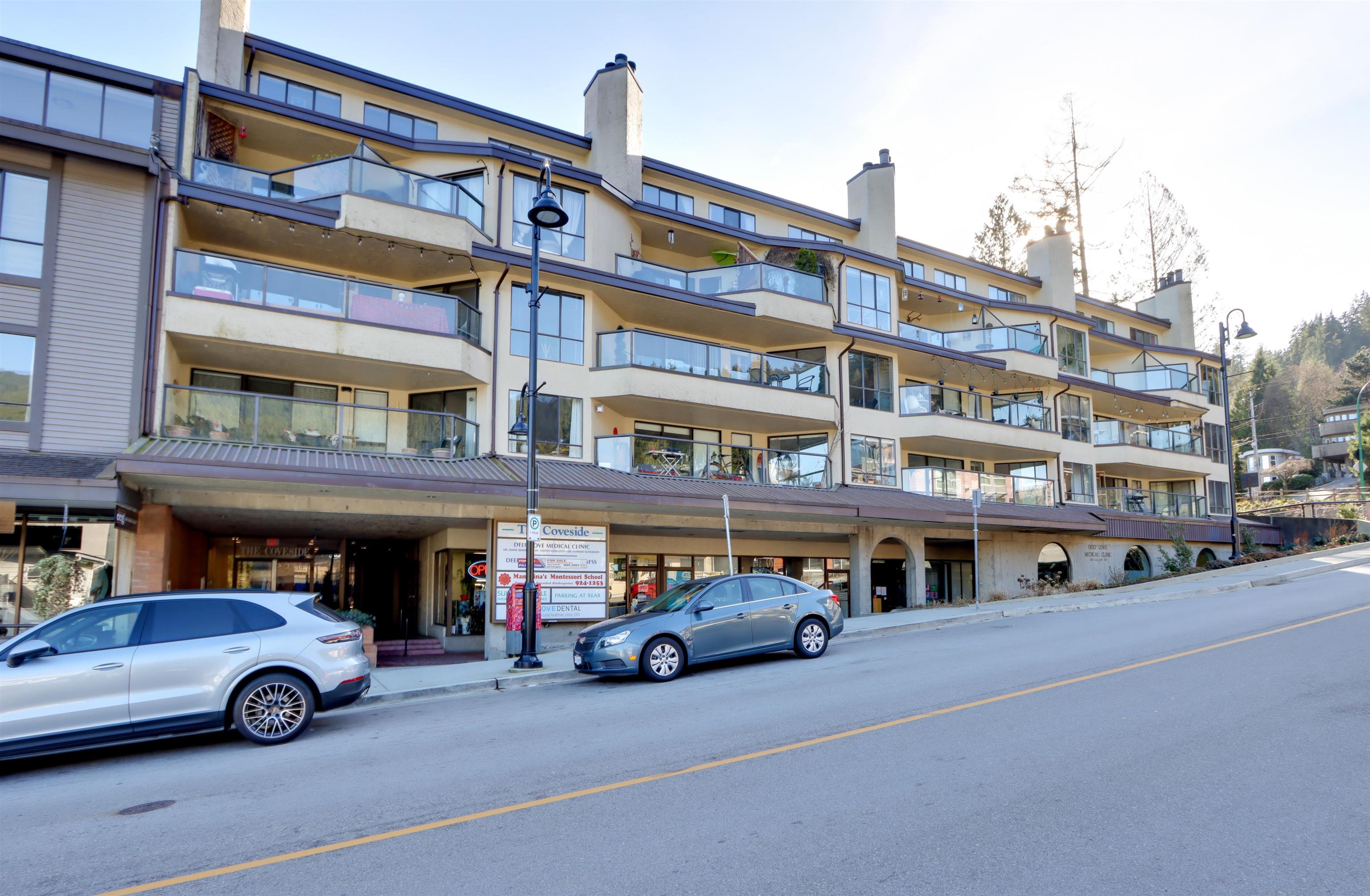 205 - 4323 Gallant Avenue, Condo with 2 bedrooms, 1 bathrooms and 1 parking in North Vancouver BC | Image 2