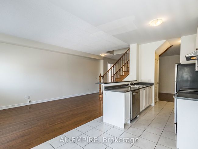 856 Miltonbrook Cres, House attached with 4 bedrooms, 3 bathrooms and 2 parking in Milton ON | Image 17