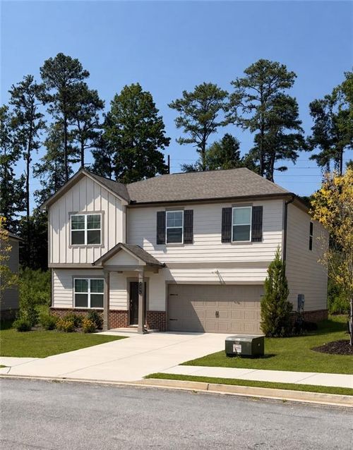 2084 Pecan Dr, Douglasville, GA, 30135-3932 | Card Image