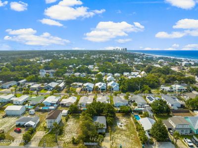 230 Wisteria Lane, House other with 2 bedrooms, 1 bathrooms and null parking in Panama City Beach FL | Image 3