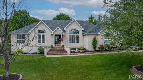 1714 Greenbrier St, Cape Girardeau, MO, 63701-2574 | Card Image
