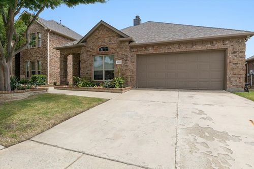 10121 Bridgewater Dr, McKinney, TX, 75072-3382 | Card Image