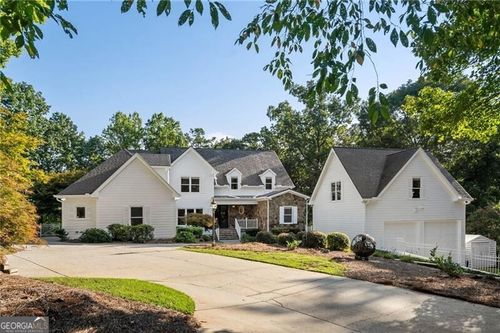 1095 Mockingbird Ln, Cumming, GA, 30041-8633 | Card Image