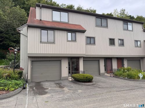 172-172 Beacon Hill Cmn, Beacon Falls, CT, 06403-4927 | Card Image