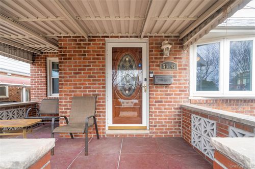 5643 195th Street, New York, NY, 11365 | Card Image