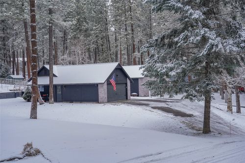 381 Ponderosa Ln, Kalispell, MT, 59901-6835 | Card Image