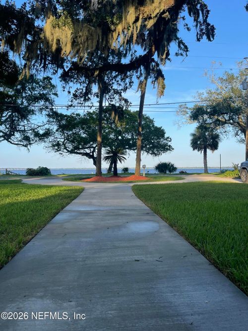 1024 River Rd, Orange Park, FL, 32073-4131 | Card Image