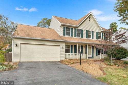 3823 Rotherfield Ln, Chadds Ford, PA, 19317-8925 | Card Image