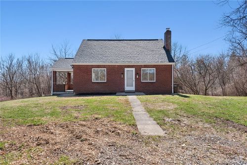 479 Brierly Lane Ext, Gibsonia, PA, 15044-8933 | Card Image